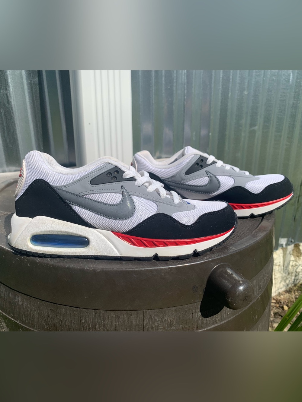 Nike Men’s Air Max Correlate
Nike 511416-104
Men’s size 8